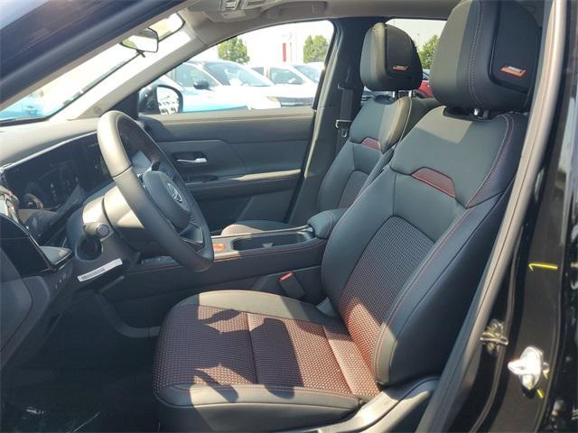 new 2025 Nissan Kicks car, priced at $31,027