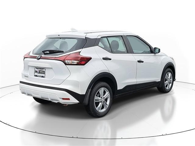 new 2025 Nissan Kicks Play car, priced at $23,373
