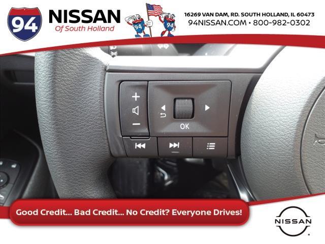 new 2025 Nissan Kicks car, priced at $28,013