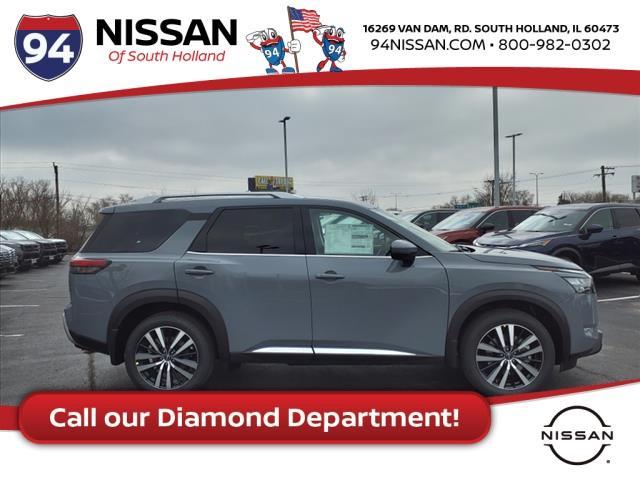 new 2025 Nissan Pathfinder car, priced at $52,351