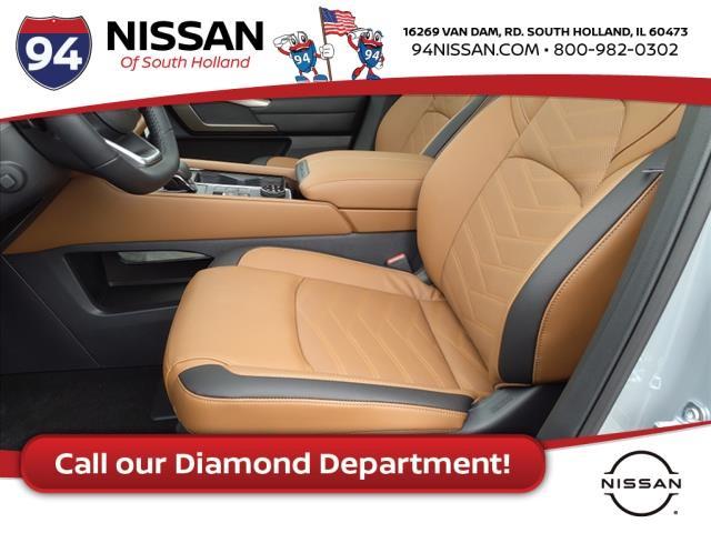 new 2025 Nissan Pathfinder car, priced at $52,351