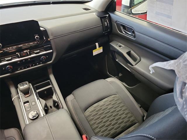 new 2025 Nissan Pathfinder car, priced at $37,494