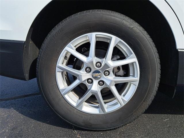 used 2024 Chevrolet Equinox car, priced at $22,638