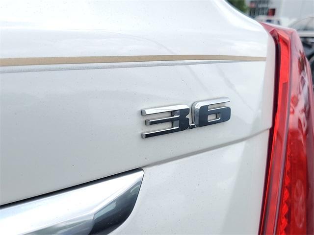 used 2017 Cadillac XT5 car, priced at $15,791