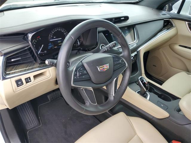 used 2017 Cadillac XT5 car, priced at $15,791