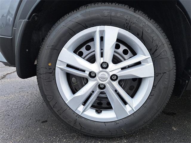 new 2025 Nissan Kicks Play car, priced at $22,944