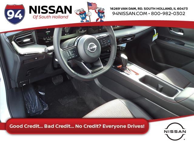 new 2025 Nissan Kicks car, priced at $28,556