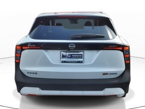 new 2025 Nissan Kicks car, priced at $29,056
