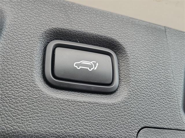 used 2023 Hyundai Santa Fe car, priced at $19,798