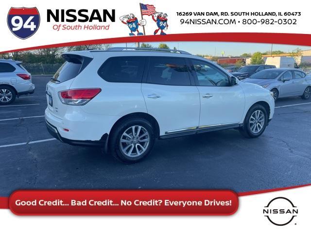 used 2016 Nissan Pathfinder car, priced at $10,000