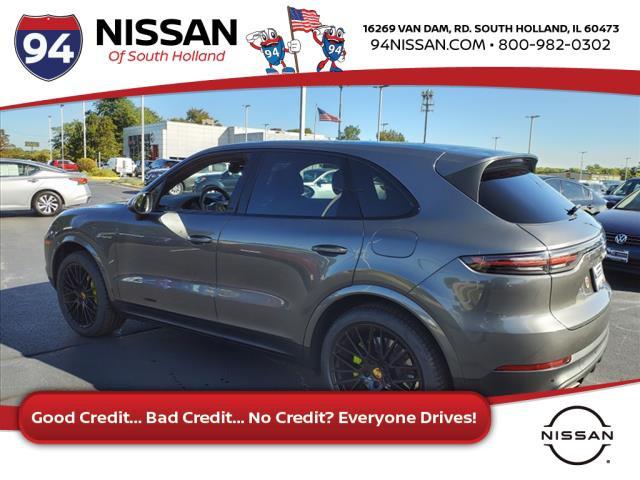 used 2021 Porsche Cayenne E-Hybrid car, priced at $57,885