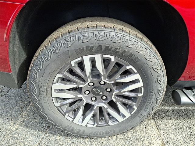 new 2026 Chevrolet Suburban car, priced at $79,715