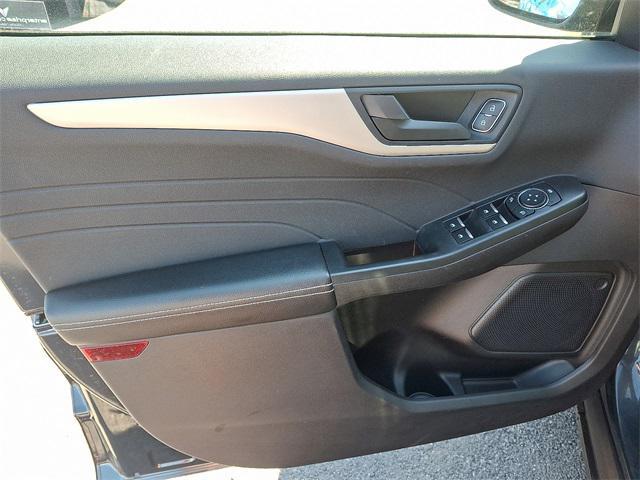 used 2022 Ford Escape car, priced at $24,995
