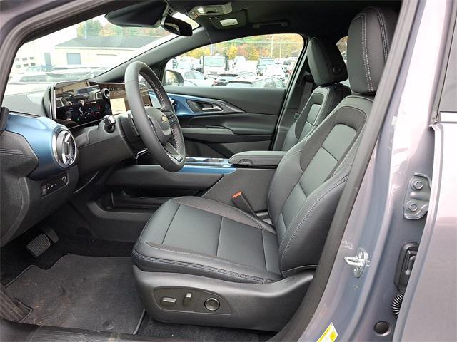 new 2026 Chevrolet Equinox EV car, priced at $40,295