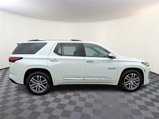 used 2023 Chevrolet Traverse car, priced at $41,990