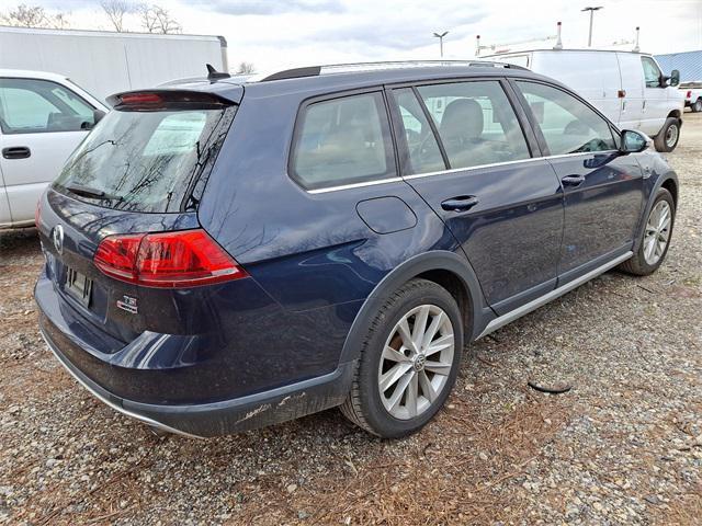 used 2017 Volkswagen Golf Alltrack car