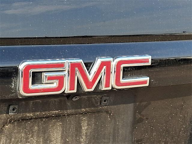 used 2017 GMC Yukon car, priced at $24,966