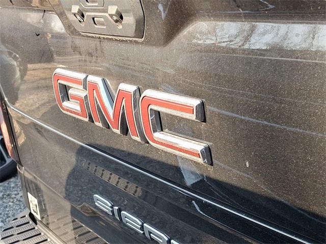 used 2022 GMC Sierra 1500 car, priced at $39,990