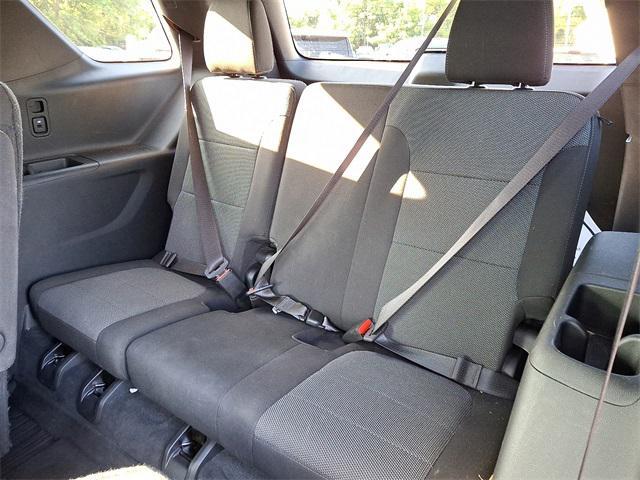 used 2023 Chevrolet Traverse car, priced at $35,990