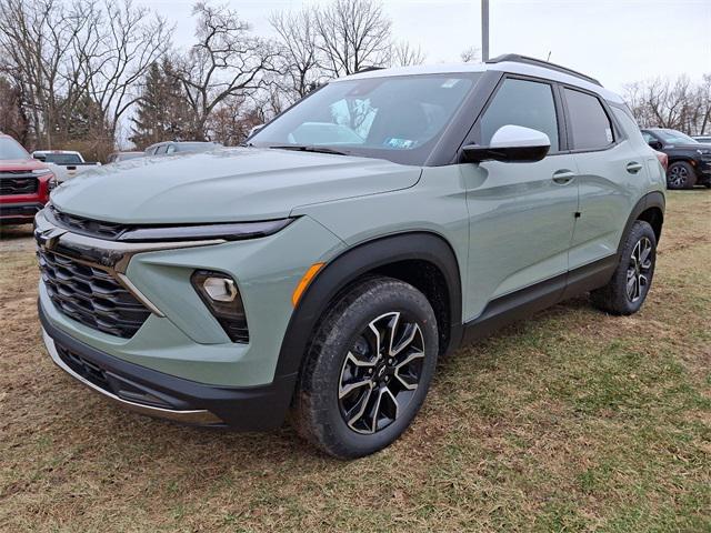 new 2025 Chevrolet TrailBlazer car, priced at $32,560