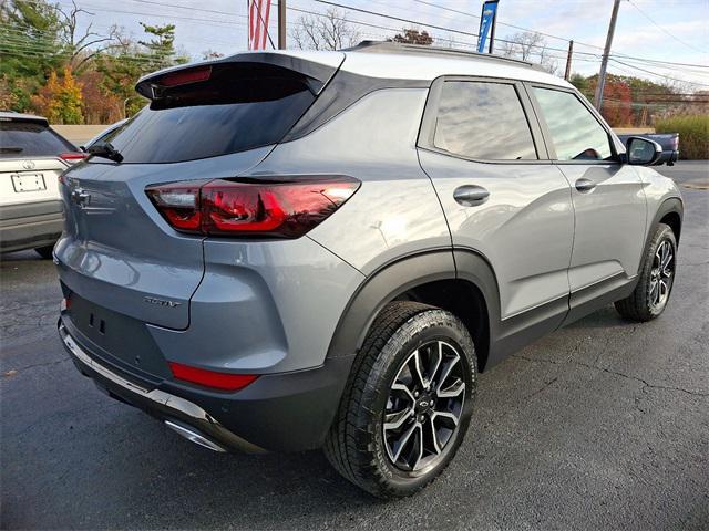 new 2025 Chevrolet TrailBlazer car, priced at $34,095