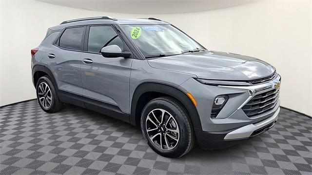 used 2024 Chevrolet TrailBlazer car, priced at $26,990