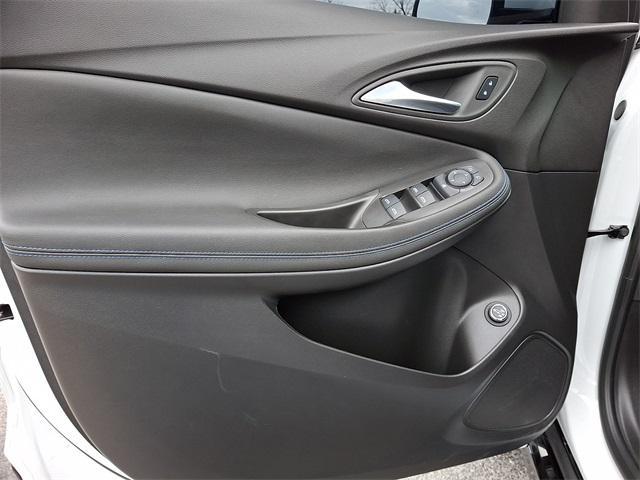 used 2025 Buick Encore GX car, priced at $26,990