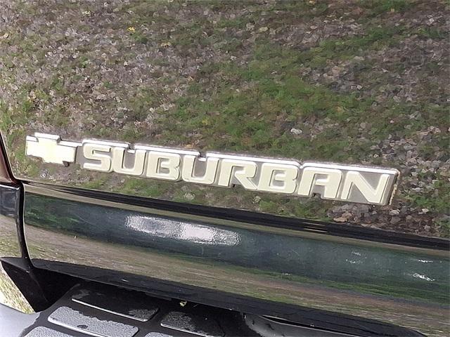 used 2005 Chevrolet Suburban car