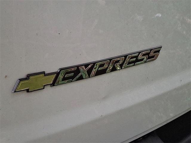 used 2022 Chevrolet Express 2500 car