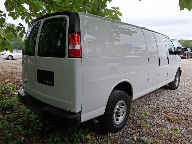 used 2022 Chevrolet Express 2500 car