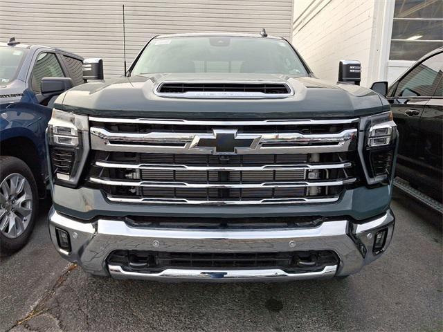 new 2025 Chevrolet Silverado 3500 car, priced at $83,709