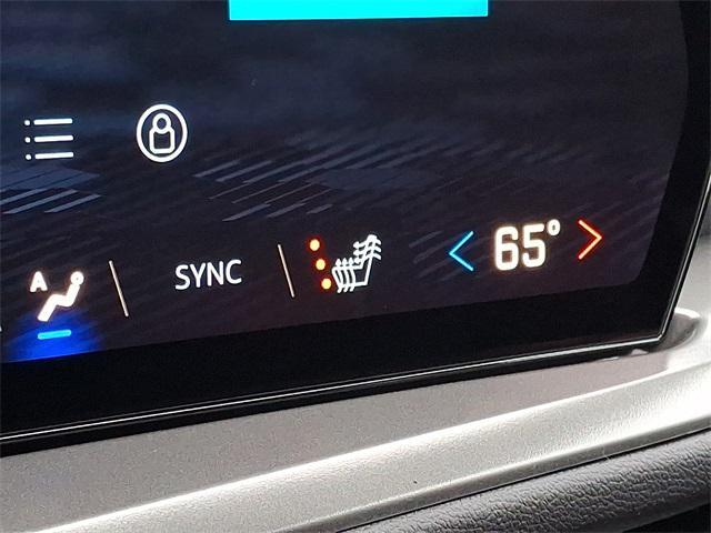 new 2026 Chevrolet Traverse car, priced at $43,120