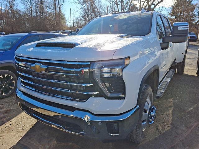 new 2025 Chevrolet Silverado 3500 car, priced at $87,325