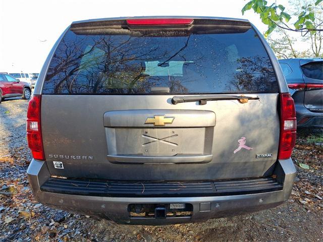 used 2007 Chevrolet Suburban car, priced at $9,966