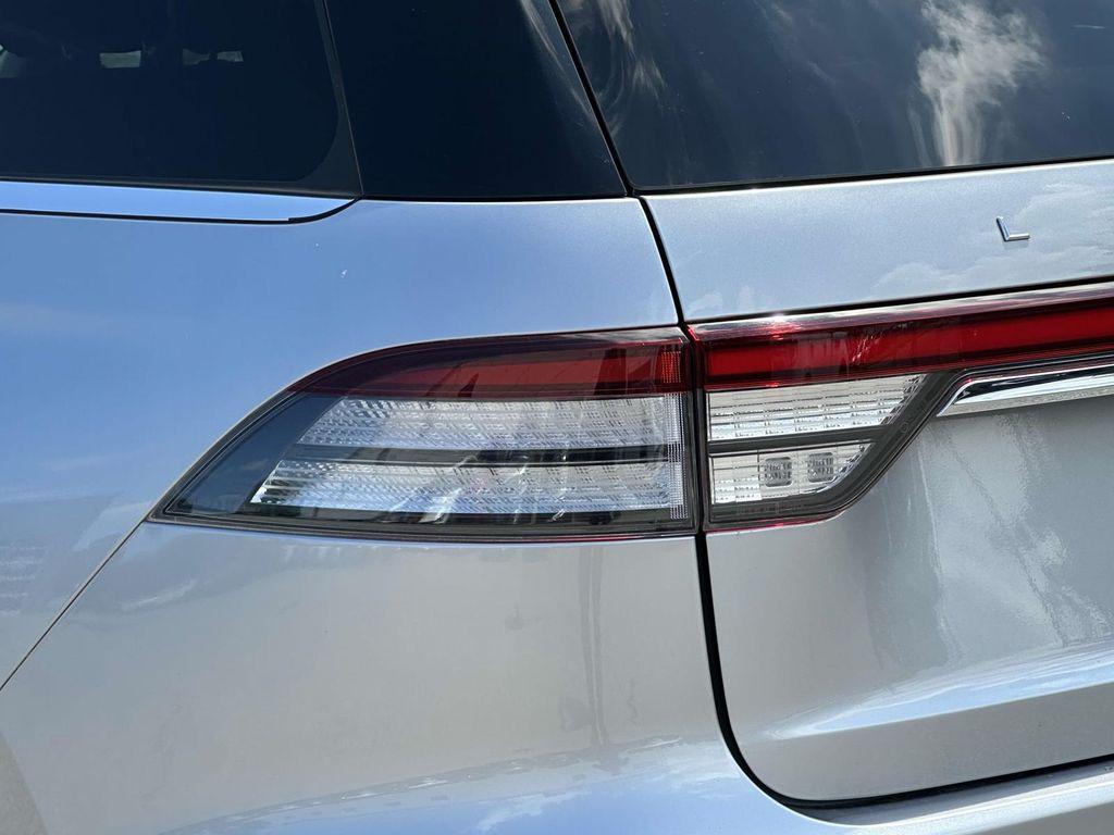 used 2022 Lincoln Aviator car, priced at $41,995
