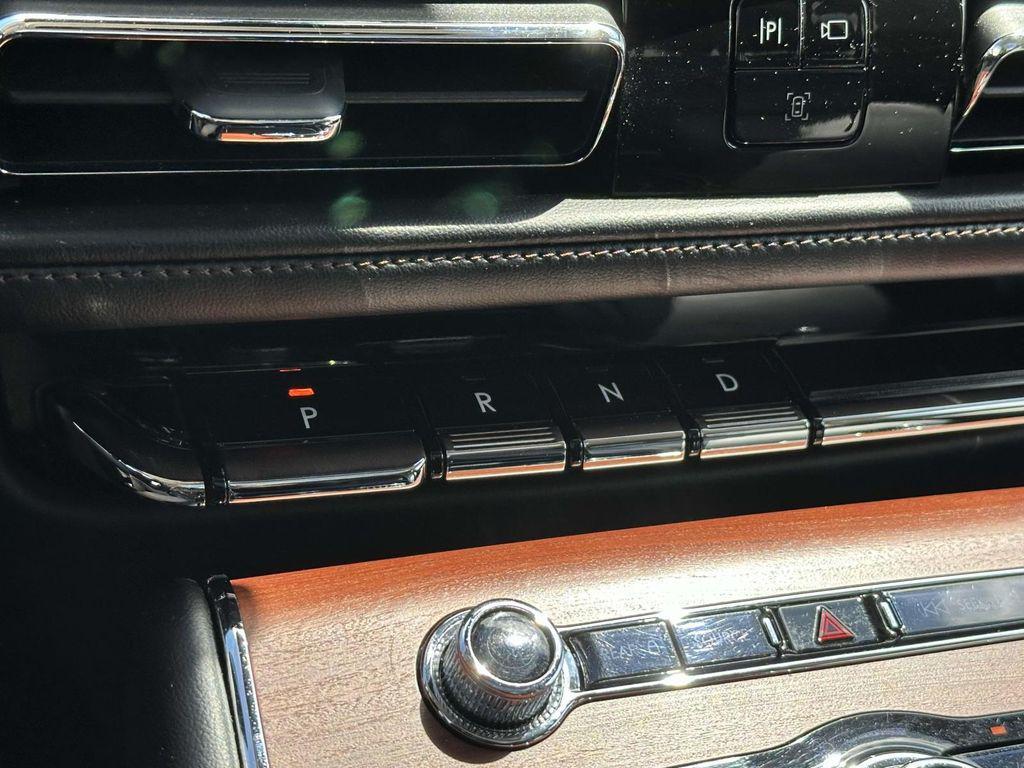 used 2022 Lincoln Aviator car, priced at $41,995