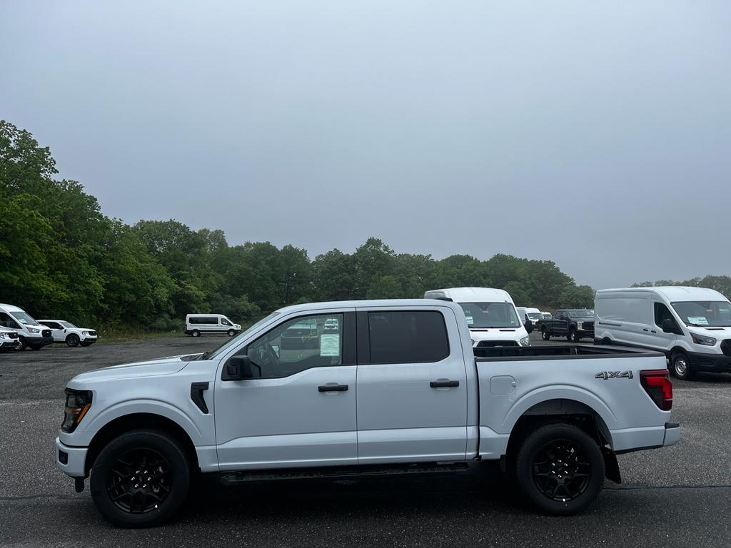 new 2025 Ford F-150 car, priced at $52,295