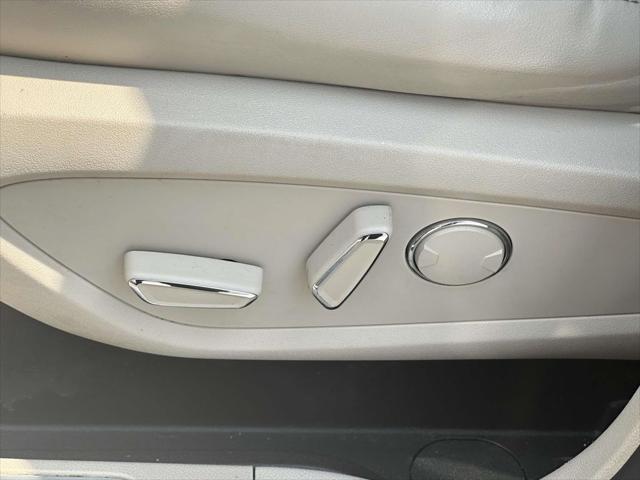 used 2017 Lincoln MKC car