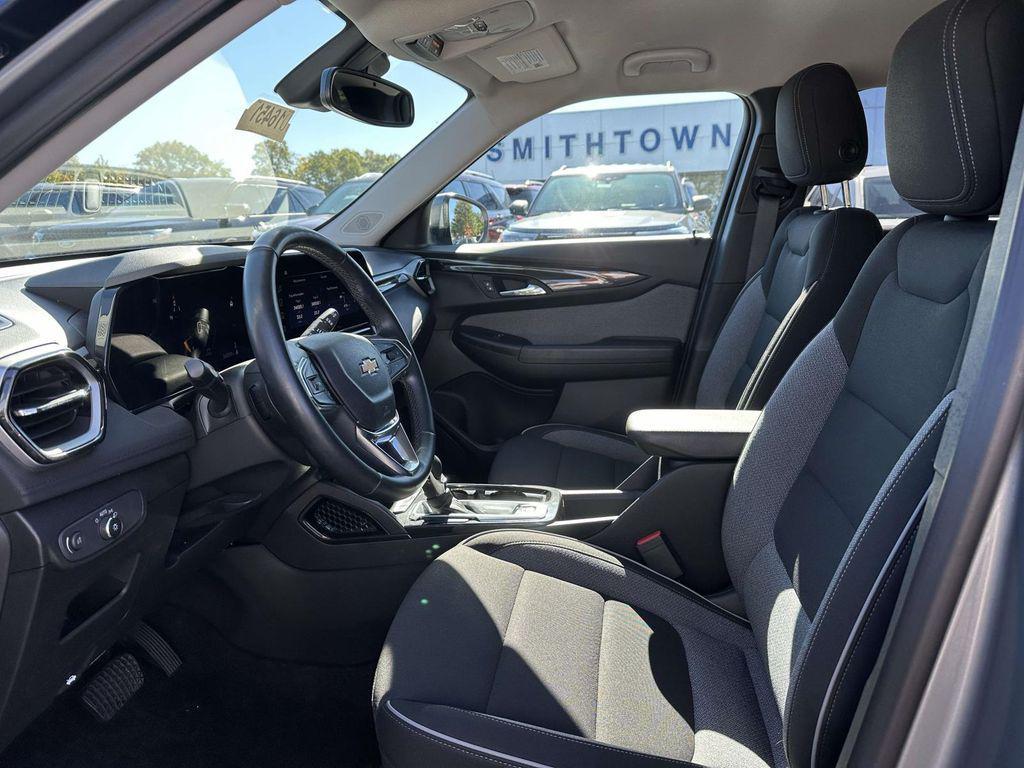 used 2024 Chevrolet TrailBlazer car, priced at $21,455