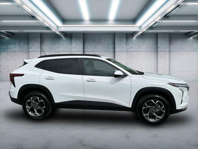 used 2025 Chevrolet Trax car