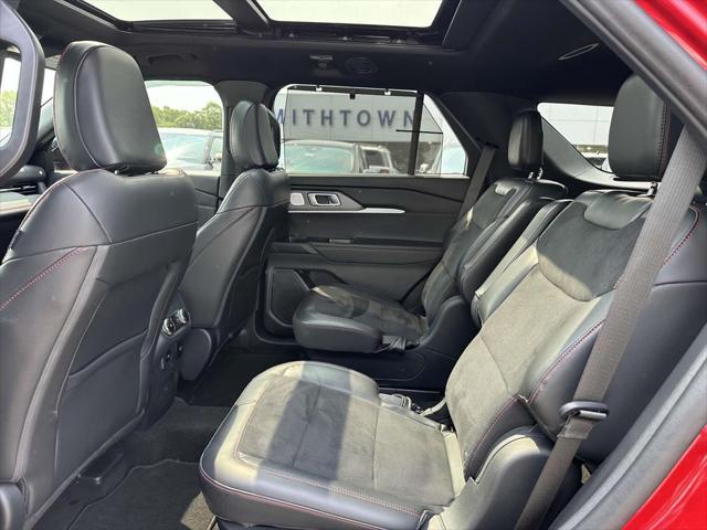 used 2025 Ford Explorer car, priced at $53,995