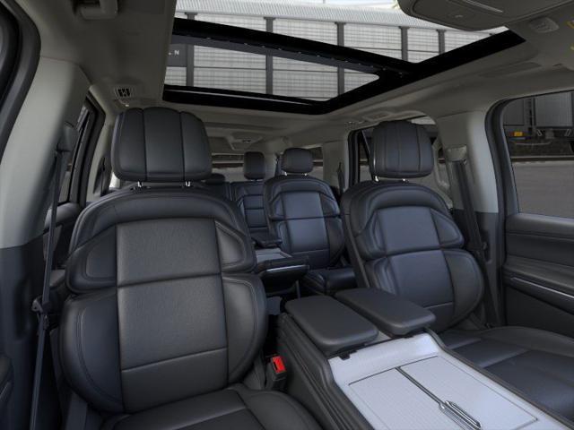 new 2025 Lincoln Navigator car, priced at $109,615