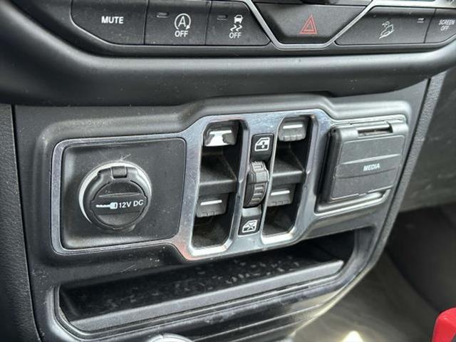 used 2021 Jeep Wrangler Unlimited car, priced at $33,997