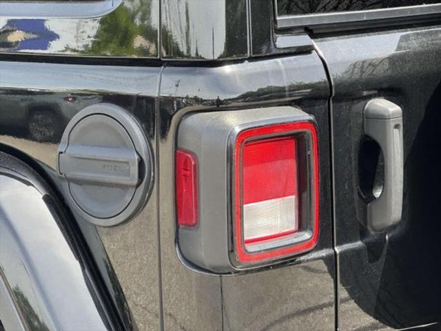 used 2021 Jeep Wrangler Unlimited car, priced at $33,997