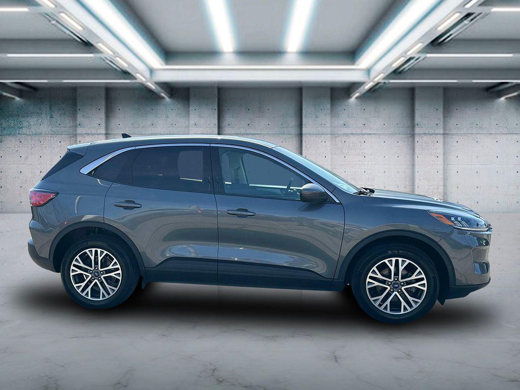 used 2022 Ford Escape car, priced at $19,995