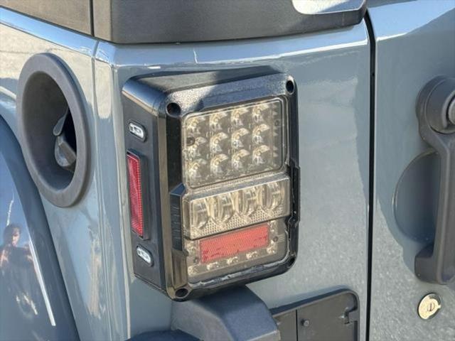 used 2015 Jeep Wrangler Unlimited car, priced at $14,355