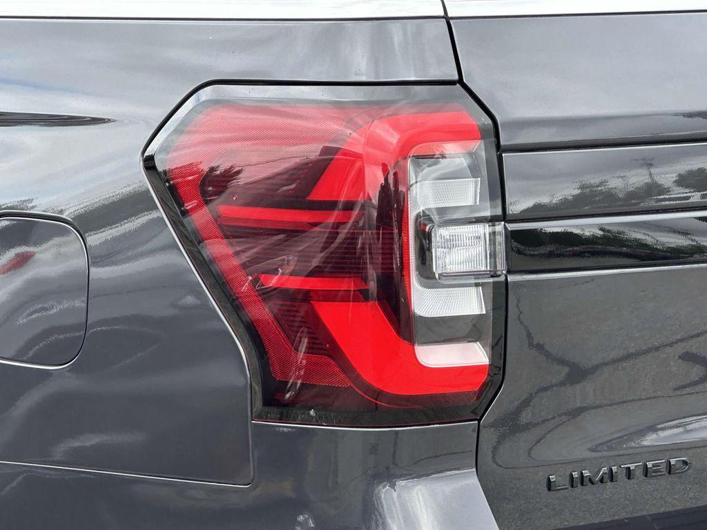 used 2022 Ford Expedition Max car, priced at $52,558