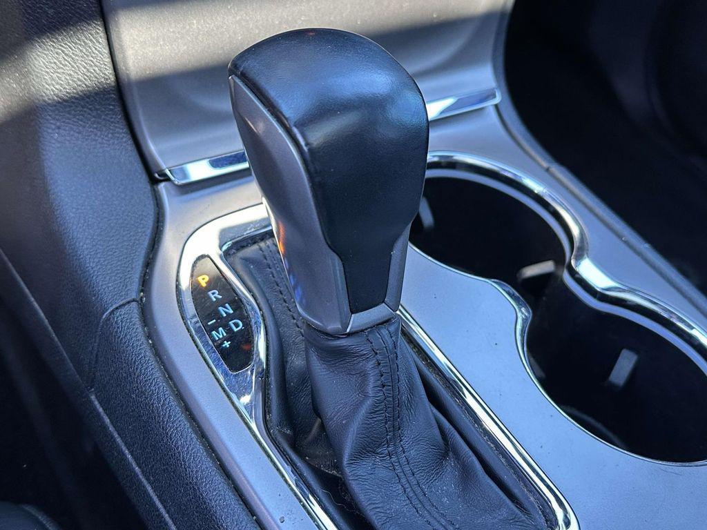 used 2021 Jeep Grand Cherokee car, priced at $22,555