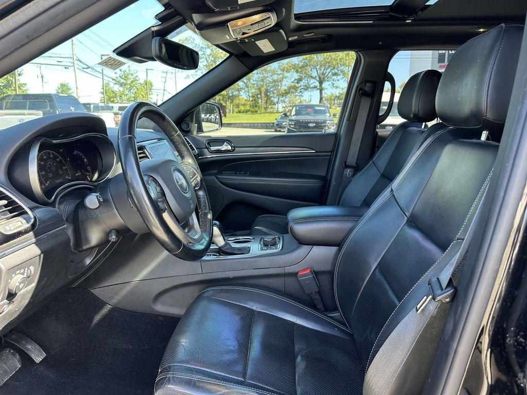used 2021 Jeep Grand Cherokee car, priced at $22,555