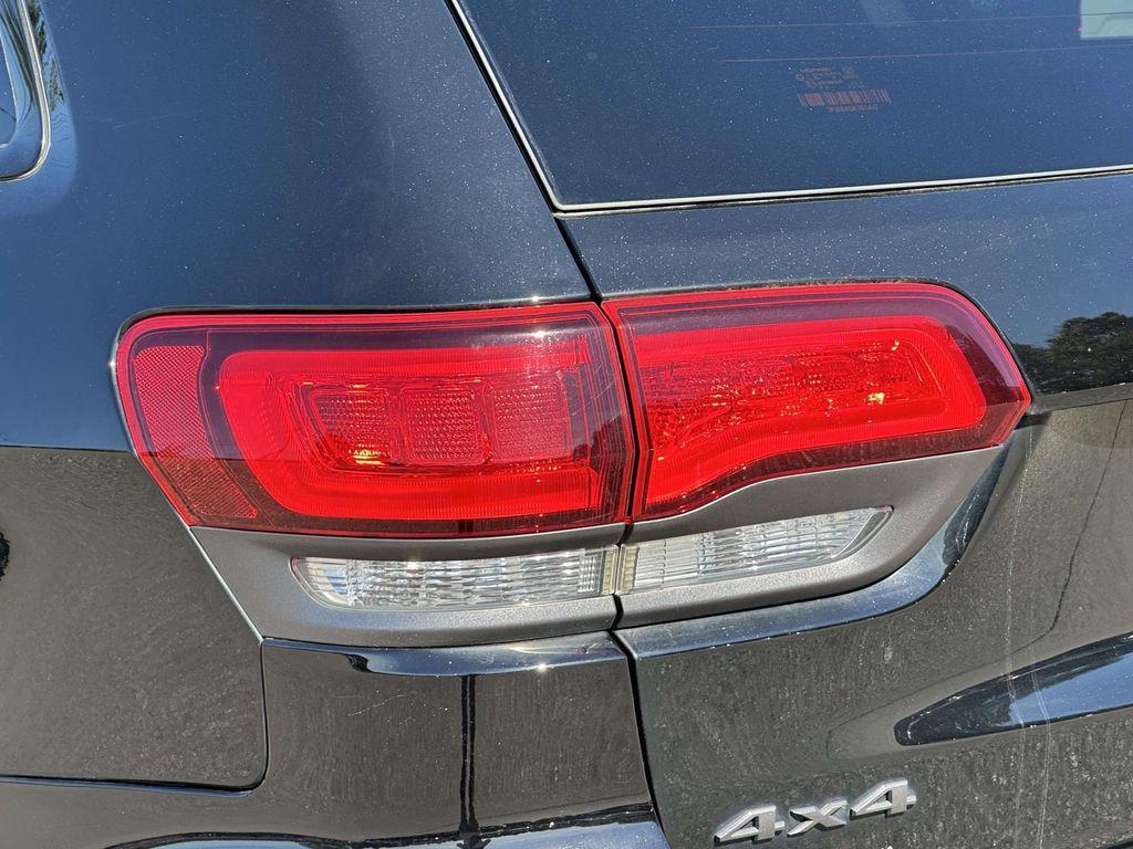 used 2021 Jeep Grand Cherokee car, priced at $22,555